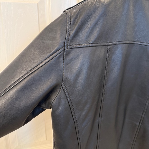 Men's Black Leather Jacket - Picture 5 of 13
